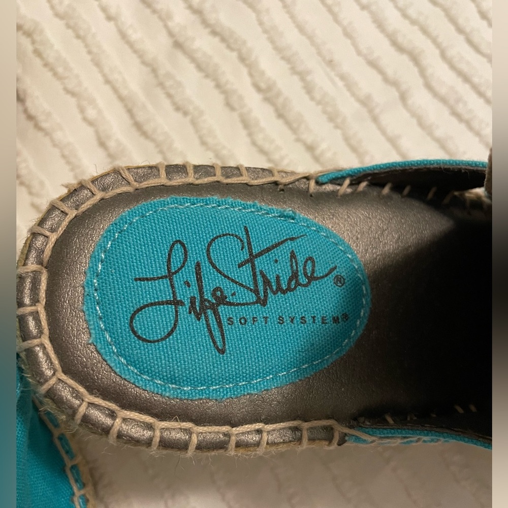 EUC Life Stride Teal Blue Wedge Espadrille Sandals Sz 8M - Picture 3 of 8